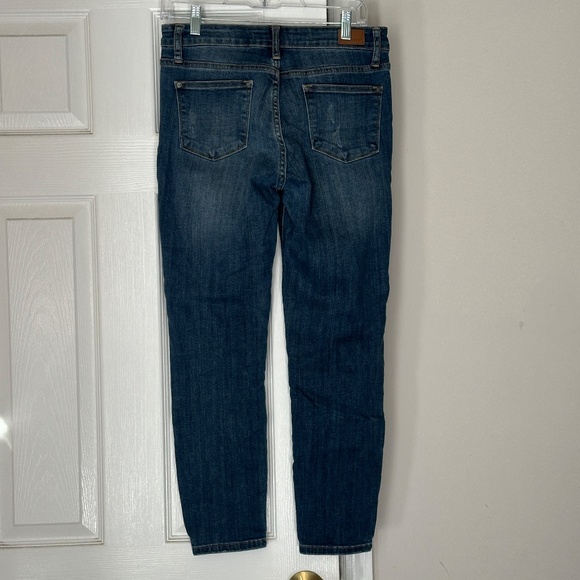 Judy Blue Destroyed Relaxed Fit Dark Wash Jeans Size 29 Slim Distressed Classic - Picture 4 of 8